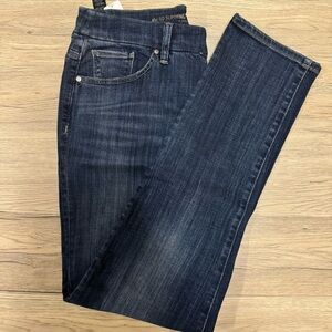 Chicos So Slimming Girlfriend Ankle Jeans